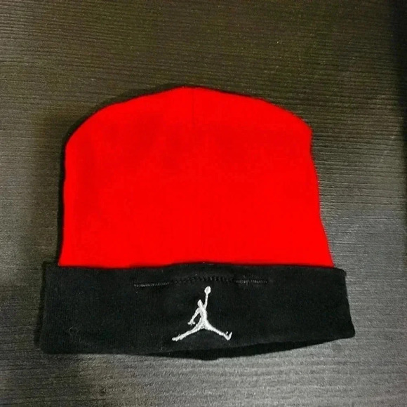 Jordan Infant 100% Cotton Hat Red/ Black 0-6 Month - Picture 1 of 5
